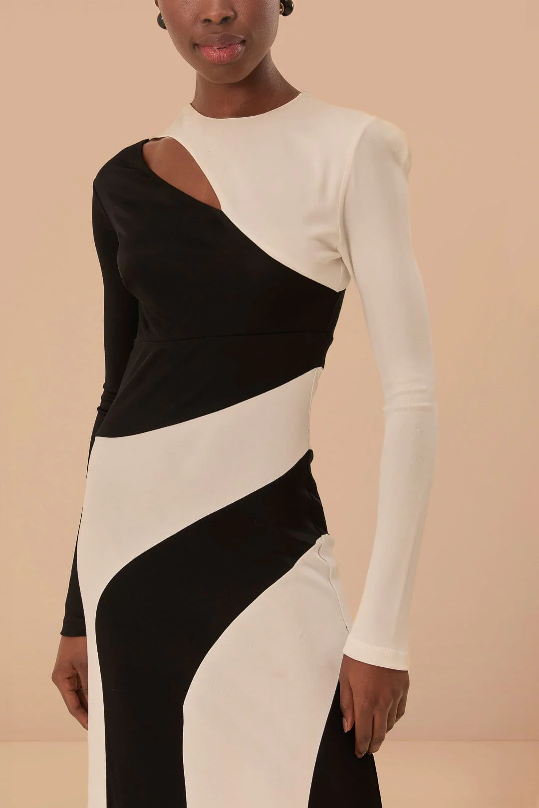 Black And White Cut-Out Long Sleeve Midi Dress - Image 3