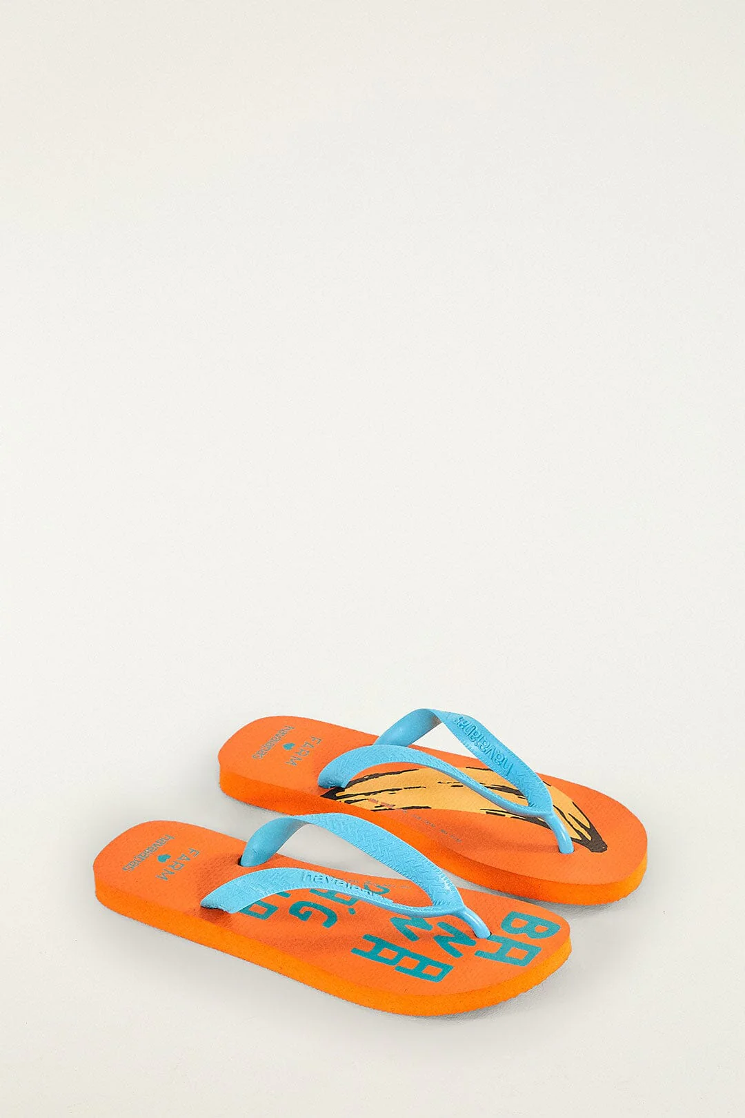 Caramel Banana Dagua Havaianas Sandals - Image 2