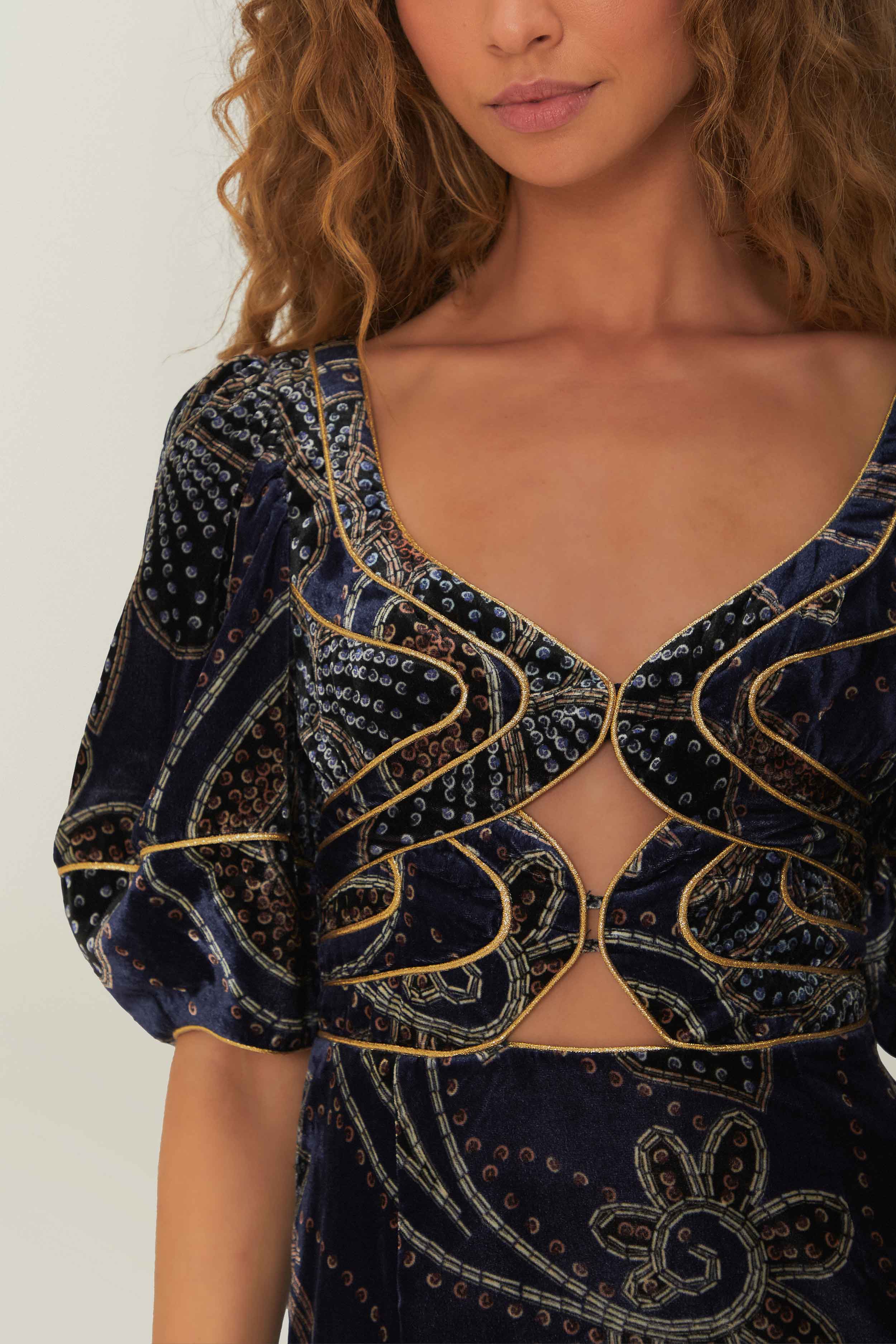 Blue Floral Glam Scarf Velvet Mini Dress - Image 3