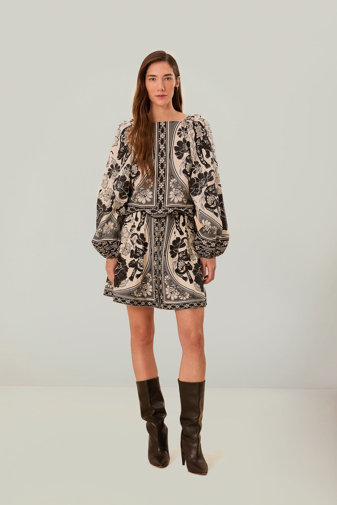 Off-White Flower Leopards Long Sleeve Blouse - Image 2