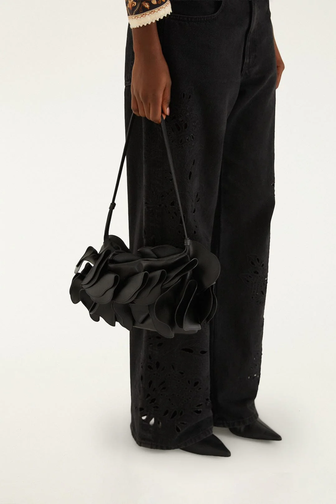 Black Leather Shoulder Flower Bag - Image 6