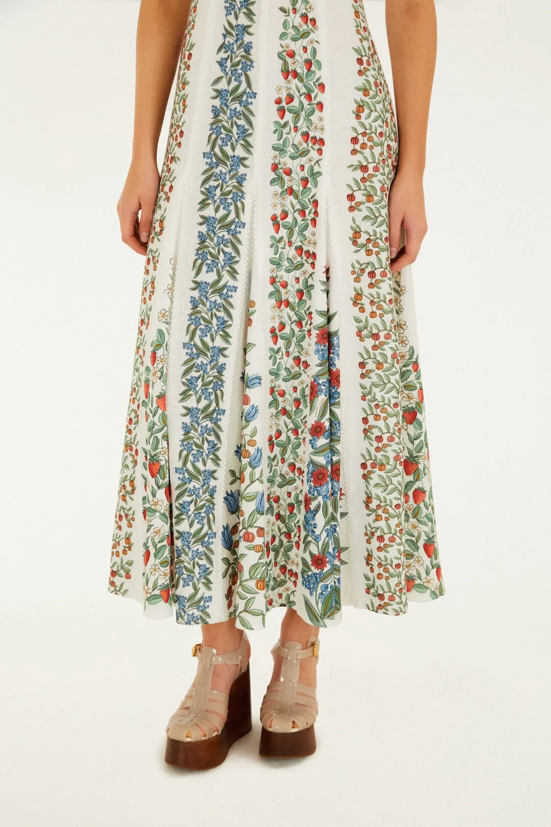 Off-White Fruit Beauty Lenzing™ Ecovero™ Euroflax™ Maxi Dress - Image 4