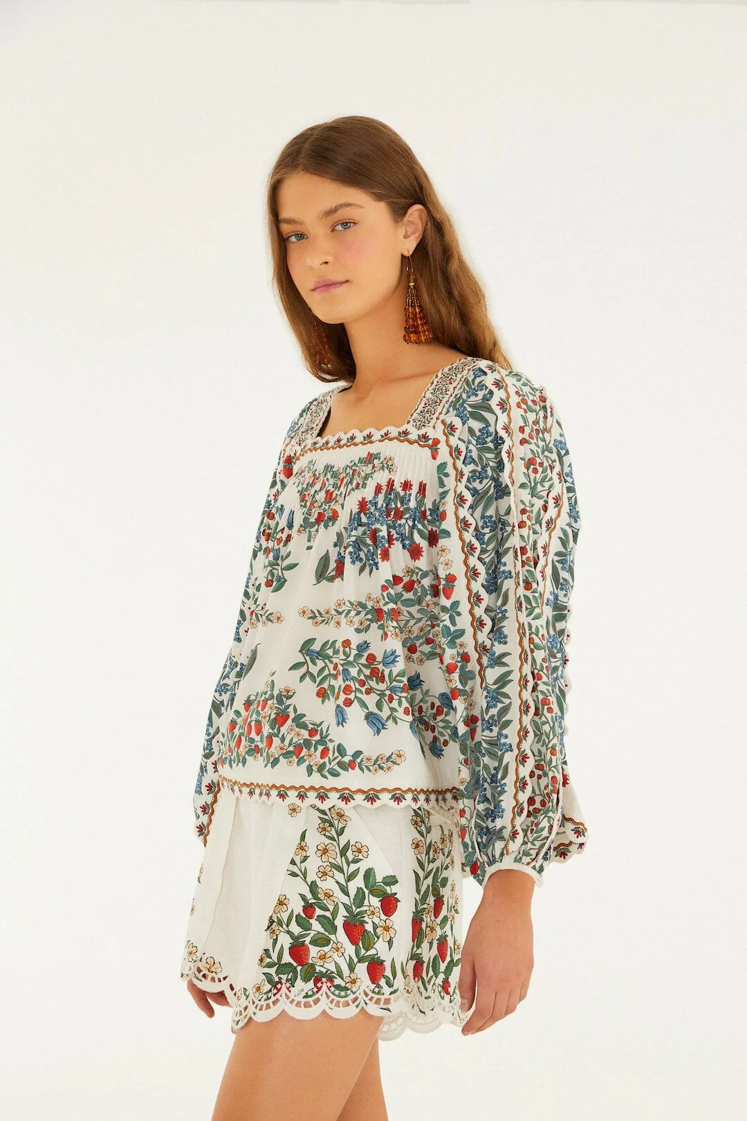 Off-White Fruit Beauty Scarf Organic Cotton Long Sleeve Blouse - Image 5