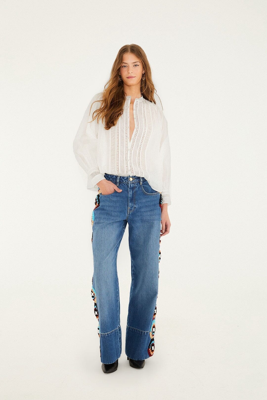 Off-White Long Sleeve Buttoned Lace Blouse - Image 4