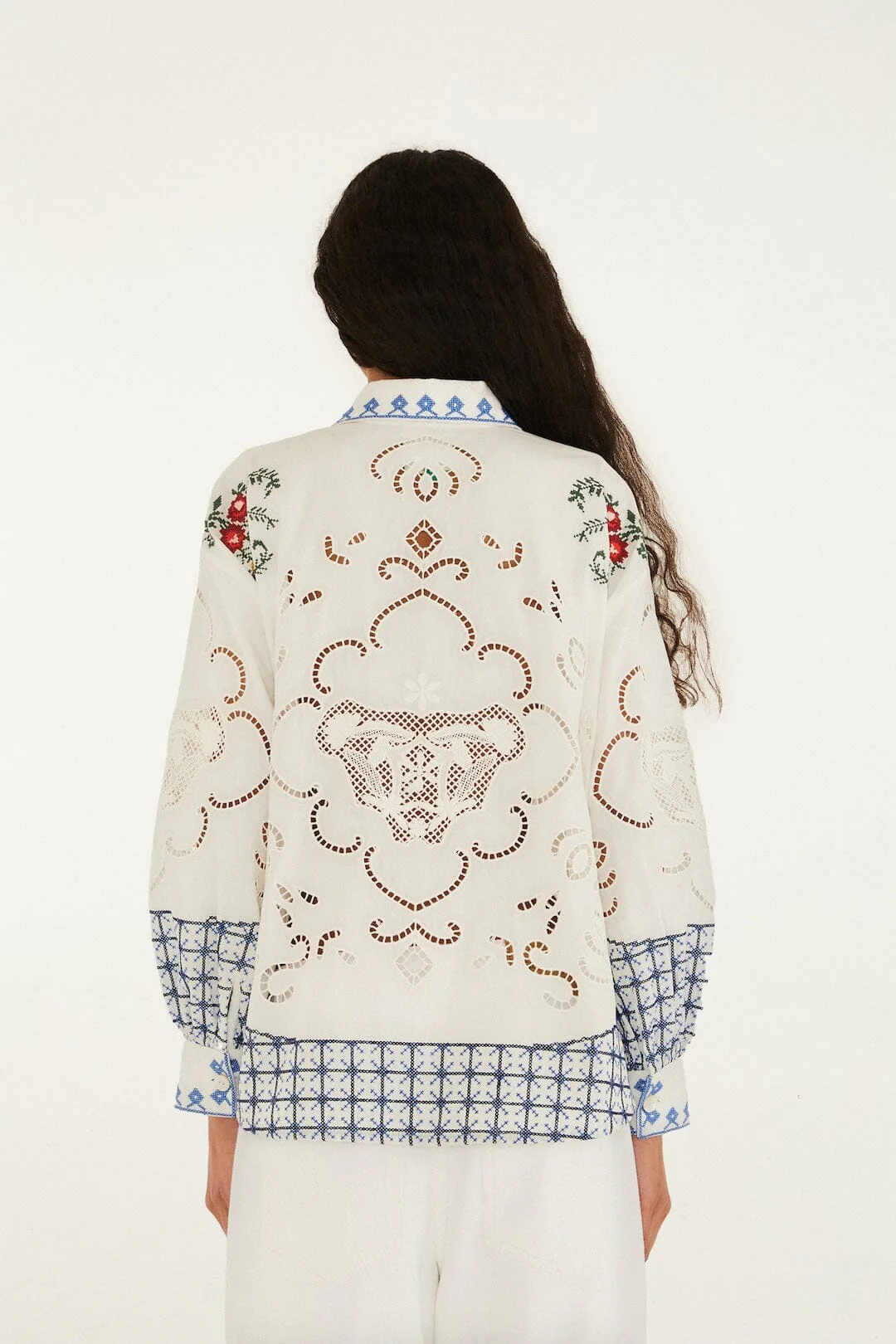 Off-White Flowers Embroidery Richelieu Shirt - Image 3