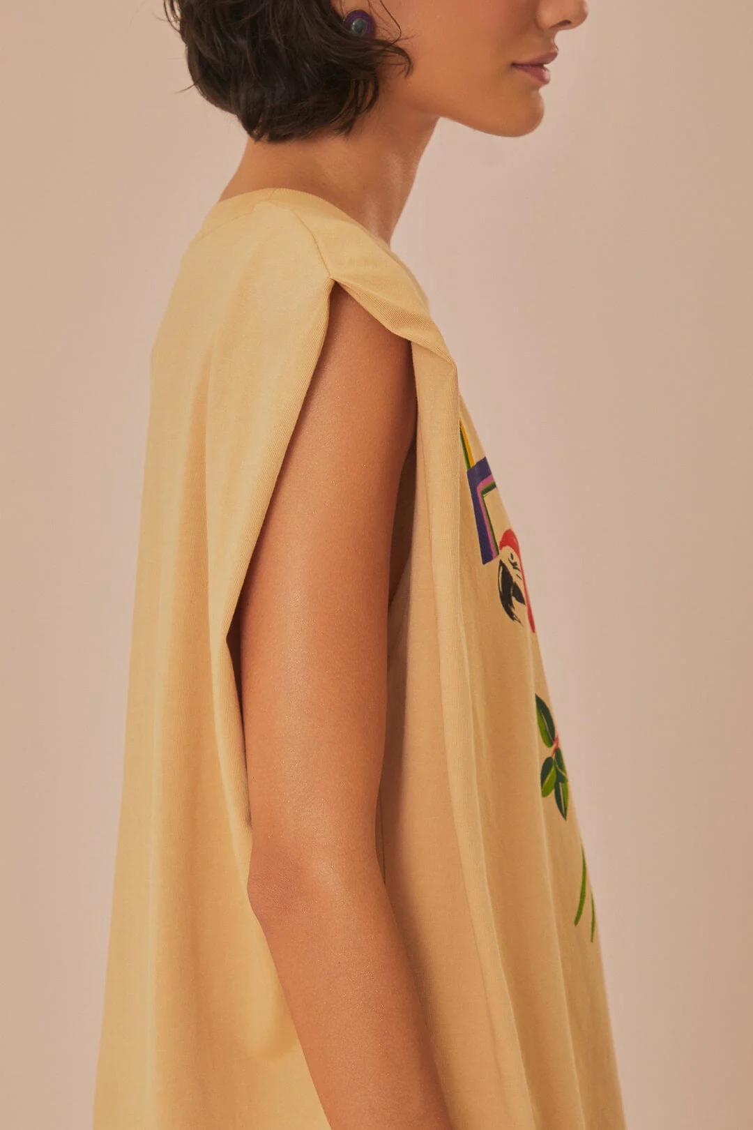 Sand Rio Shoulder Pad Organic Cotton T-Shirt - Image 2