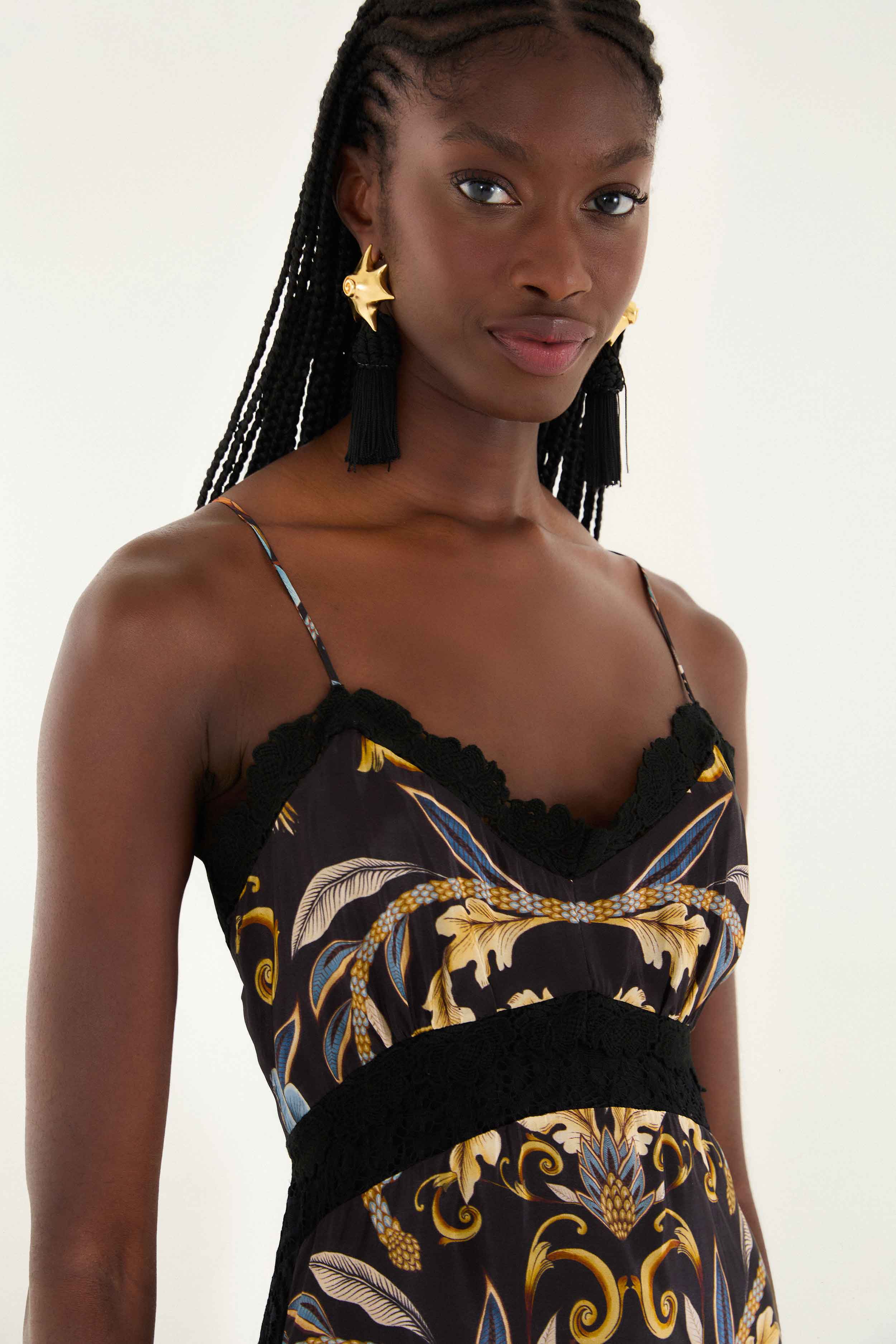 Black Flowerful Garden Midi Dress - Image 3