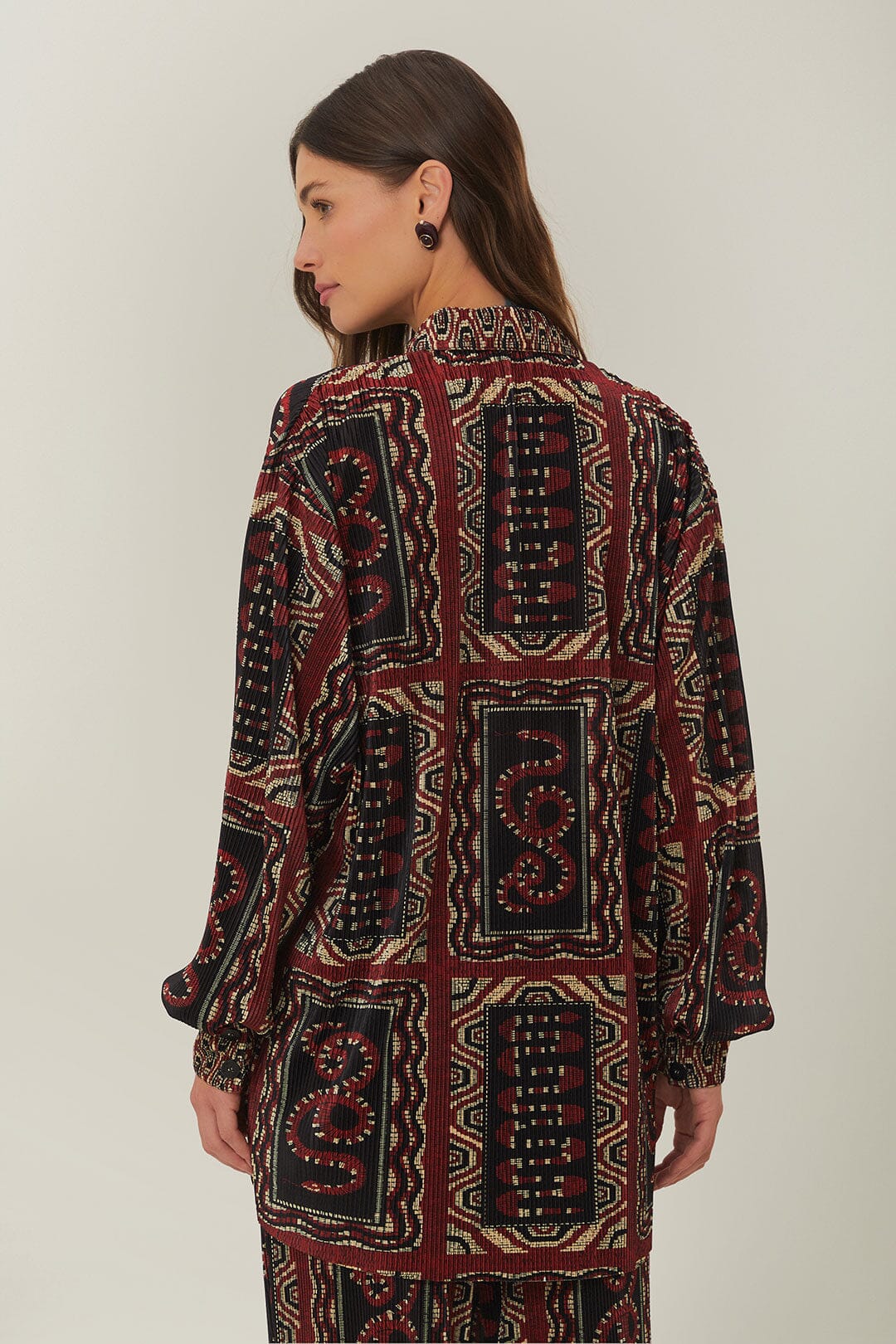 Black Snake Scarves Pleated Shirt - Image 4
