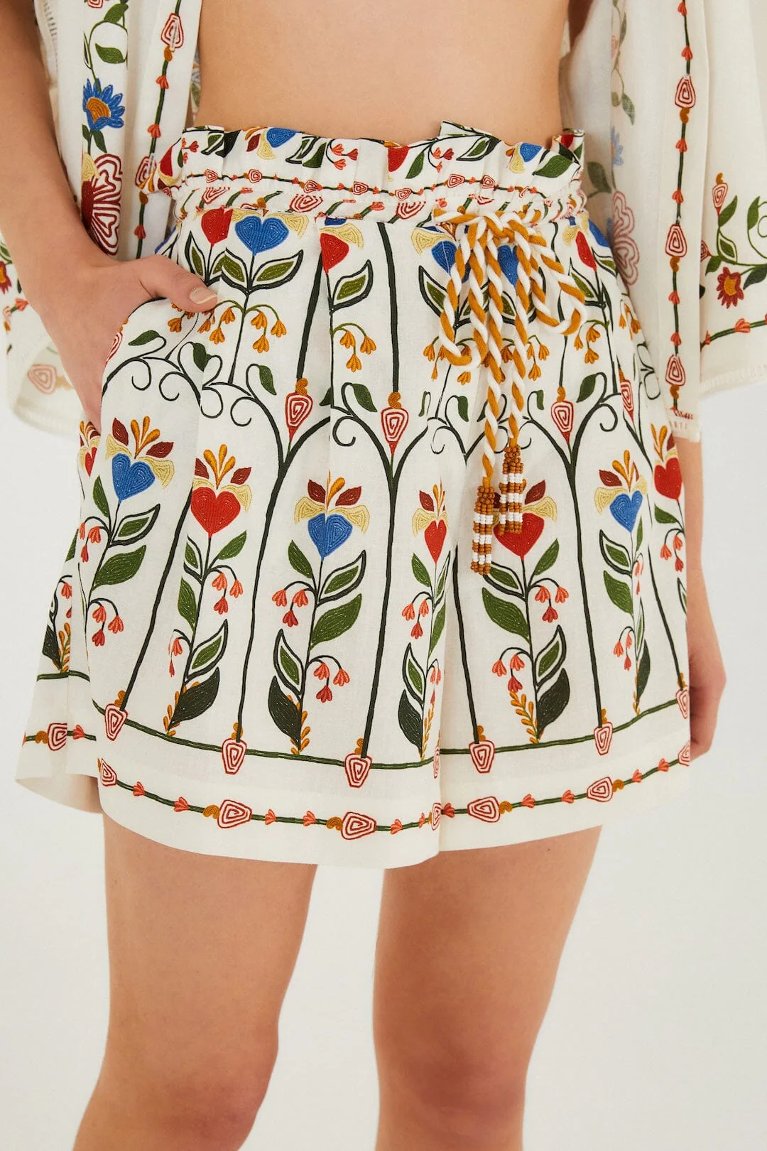 Off-White Stitched Garden Shorts - Image 2